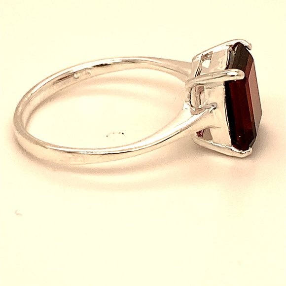 Pyrope 4.45ct Platinum Finish Solid Silver Ring - Picture 3 of 7
